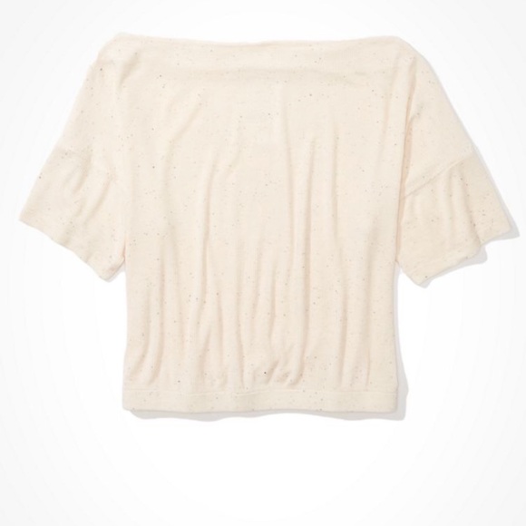 American eagle clinched off the shoulder top! - Picture 4 of 4